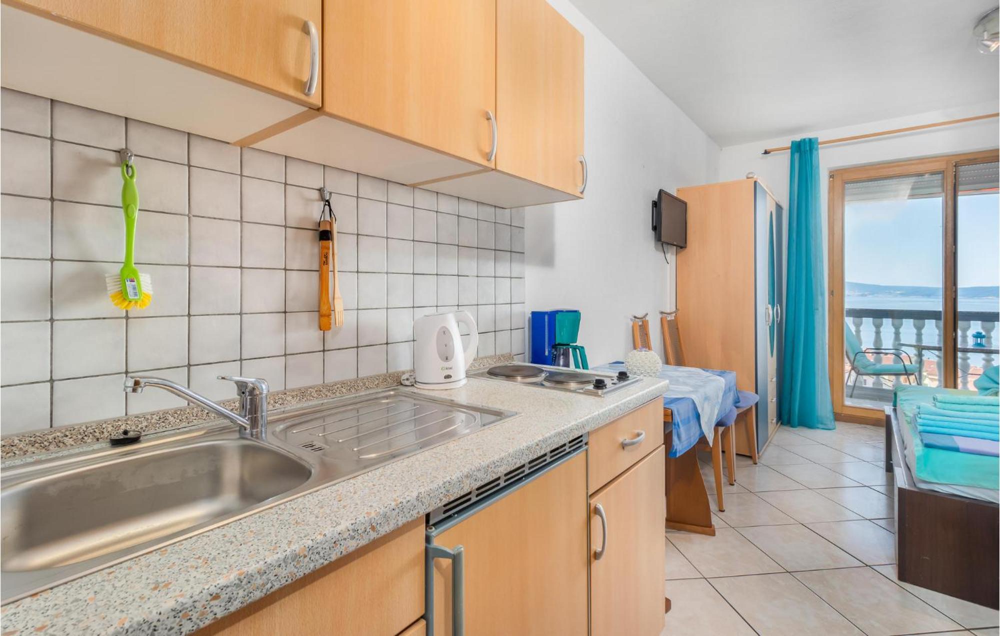 1 Bedroom Cozy Apartment In Crikvenica Exterior foto