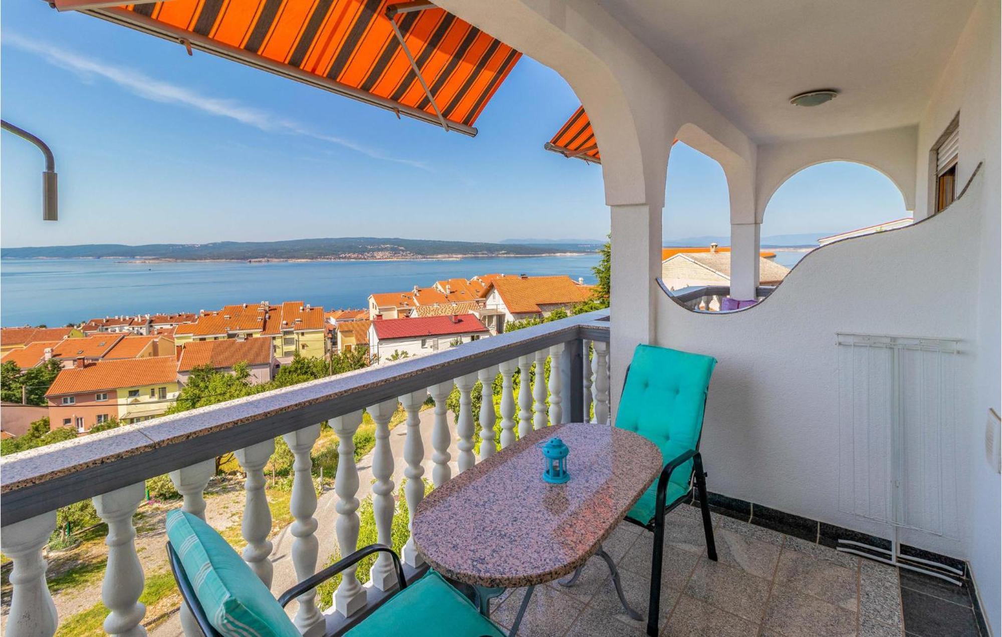 1 Bedroom Cozy Apartment In Crikvenica Exterior foto