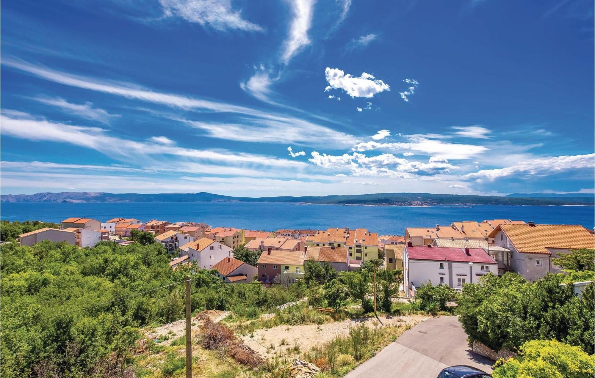 1 Bedroom Cozy Apartment In Crikvenica Exterior foto